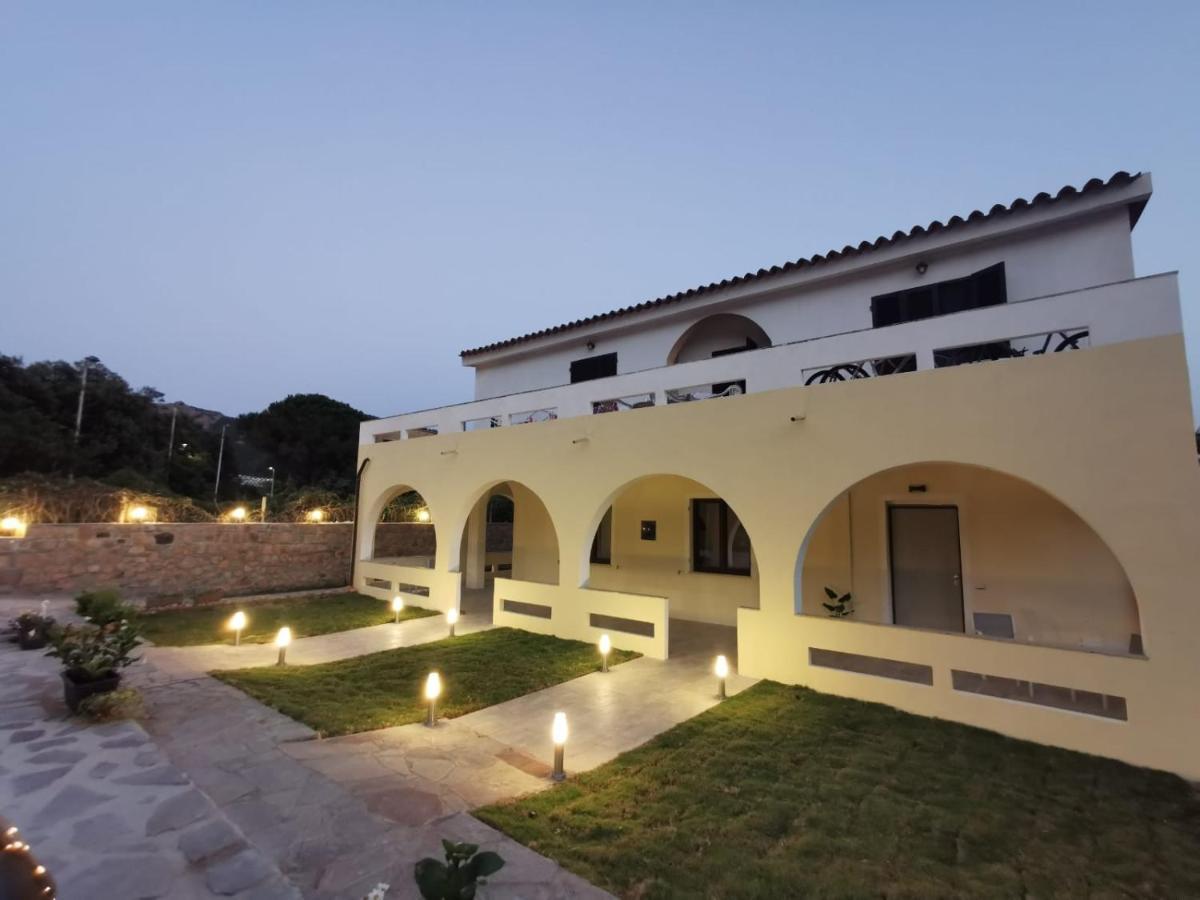 Villa Bianca Chia Esterno foto