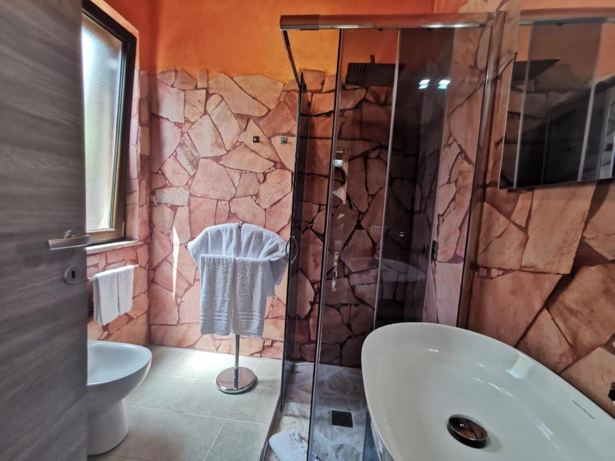 Villa Bianca Chia Esterno foto