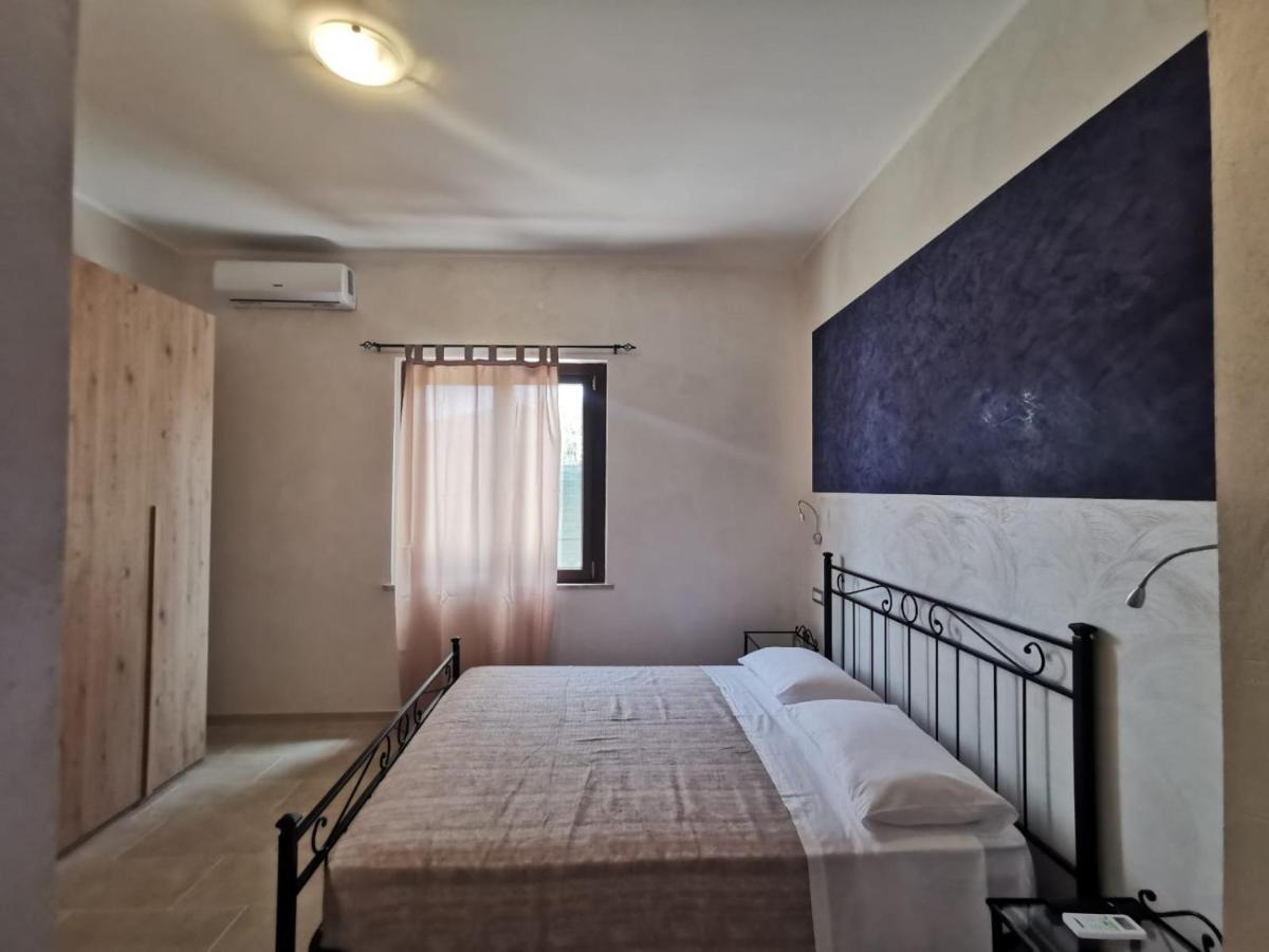 Villa Bianca Chia Esterno foto